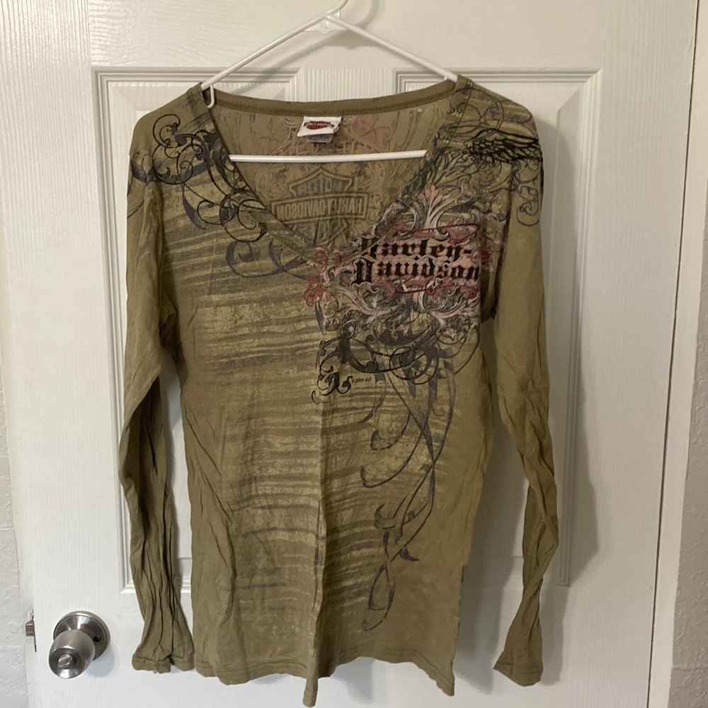 Women’s Harley Davidson shirt size large